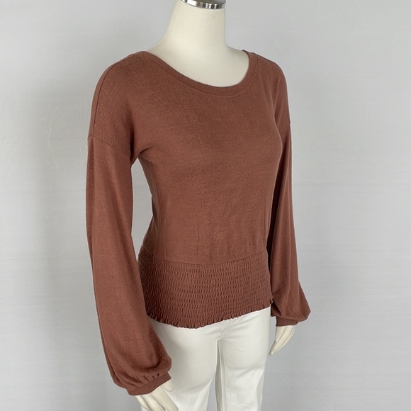 NWOT Abercrombie and Fitch Top X Small Taupe - Picture 4 of 11